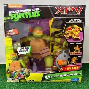 Teenage Mutant Ninja Turtle Michelangelo remote control skateboard